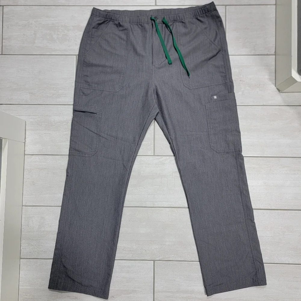 NWOT FIGS Cairo Cargo Scrub Pants Graphite Grey